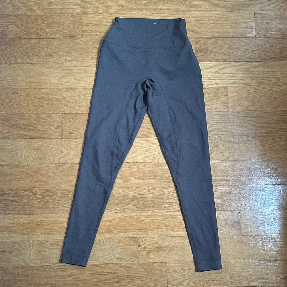 SET Active FormCloud XS Gray Leggings - LIMITED EDITION - Picture 2 of 5